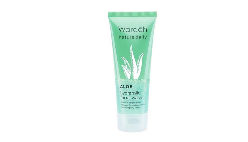 4 Cara Menggunakan Wardah Aloe Vera Gel untuk Wajah