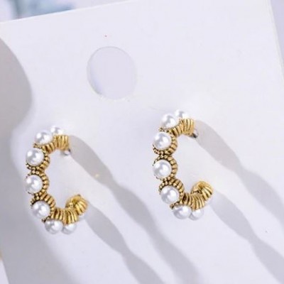 NO BRAND Pearl Semicircle Stud Earring